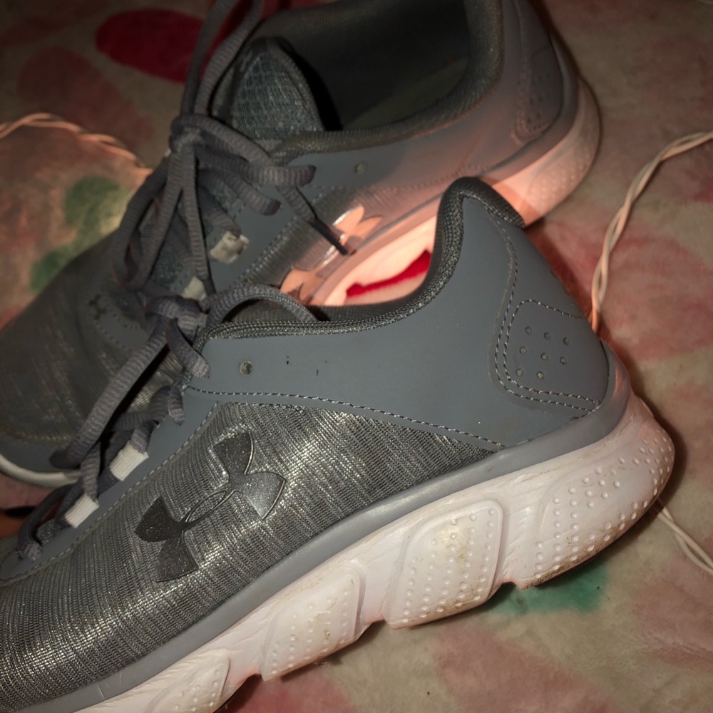 Under armor shoes